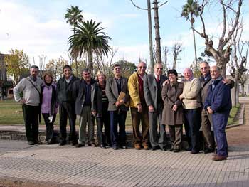 Plaza Migues, de izq a der: Hugo Rodr&iacute;guez, Silvya Dur&aacute;n, Mauricio Ard&uacute;s, Gerardo Eguren, Sandra Chelle, Barrett D&iacute;az, Tito Pais, Isaac Ivanier, Sara Vi&ntilde;as de Macedo, Ariel Rodr&iacute;guez Quereillac, Juan Jos&eacute; Pereira,