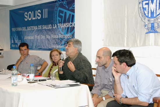 Módulo 3: La Formación Médica como Herramienta para el Cambio. Expone el Dr. Barrett Díaz Pose.