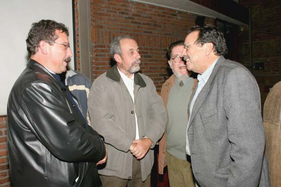 Fernano Butazzoni, Dr. Miguel Fernández Galeano, Milton Fornaro (Encargado de RR.PP. del SMU) y Dr. Sergio Villaverde.