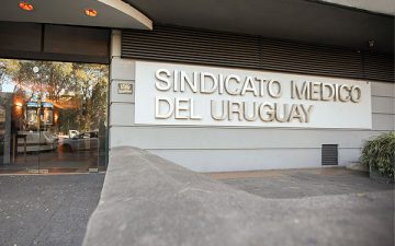 SMU, FEMI y FEPREMI firman acuerdo para implementar la recategorización de los actos de cirugía general.