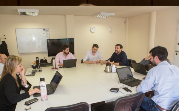 Unidad de Negociación del SMU se reunió con Sociedad de Radiología e Imagenología