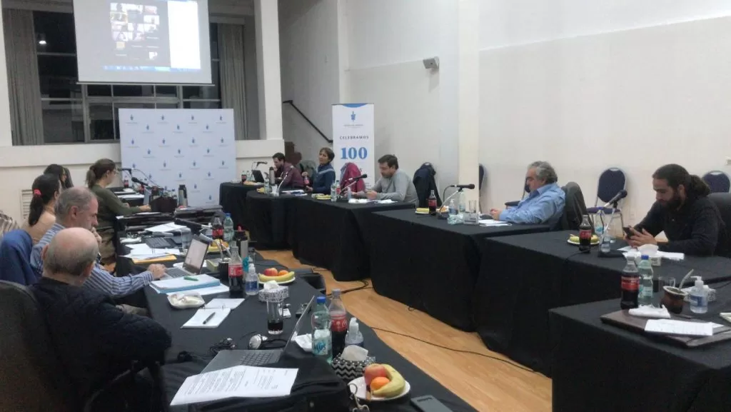 SMU se declara en preconflicto con empresas privadas de Montevideo e interior.