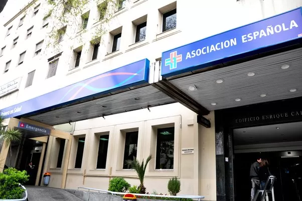 La Española informó caso por caso que dejó sin efecto la rebaja salarial a médicos