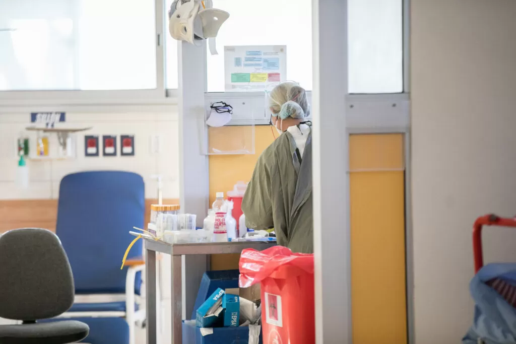 La mejora de las condiciones de trabajo de los profesionales de la salud en pos de una mejor calidad de atención ¿qué hemos avanzado desde la 9a. Convención Médica Nacional hasta hoy?