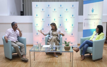 SMU organizó ciclo de debates previo al referéndum del 27/3