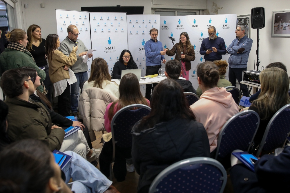 Se realizó sorteo entre estudiantes de medicina para realizar tareas en campaña de socios